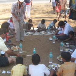 om-shri-sai-sevak-padayatra-mandaltrust-11